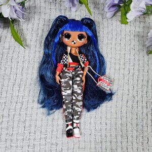 LOL Surprise! OMG Fashion Doll Downtown B.B. LOL Blue Hair